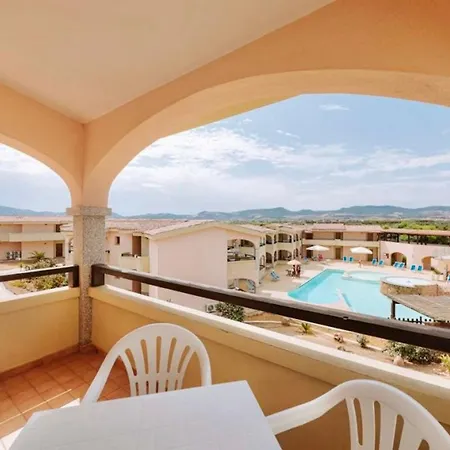 With Swimming Pool Just 300 Mt From The Baia Delle Mimose-beach Ξενοδοχείο *