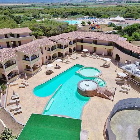 With Swimming Pool Just 300 Mt From The Baia Delle Mimose-beach Hotel Badesi
